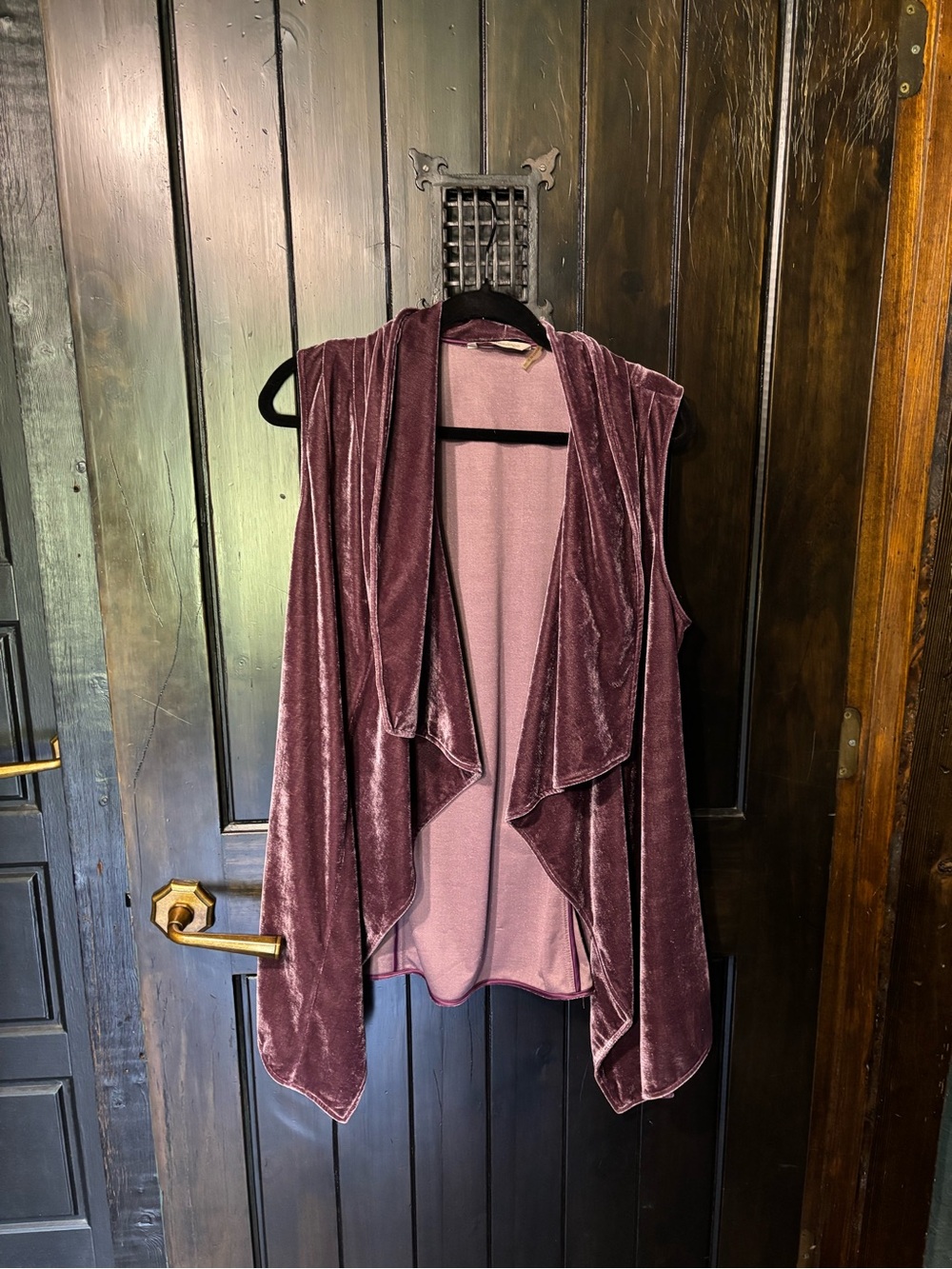 Women's Velvet Drape Front Sleeveless Vest